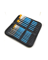 Brustro Synthetic Hair Short Handle Artists’ Brush Set Of 15 in a Premium Zippered Brush Wallet