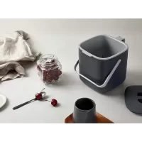 Litem Food Waste Basket Bin – a countertop Bucket with Extra Long Handles for Your conveniences 0.68 Gallons (2.6L) (Dark Gray)